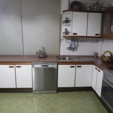 As Marinas 92 * Boiro