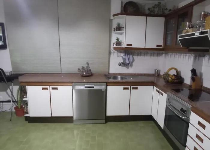 As Marinas 92 * Boiro